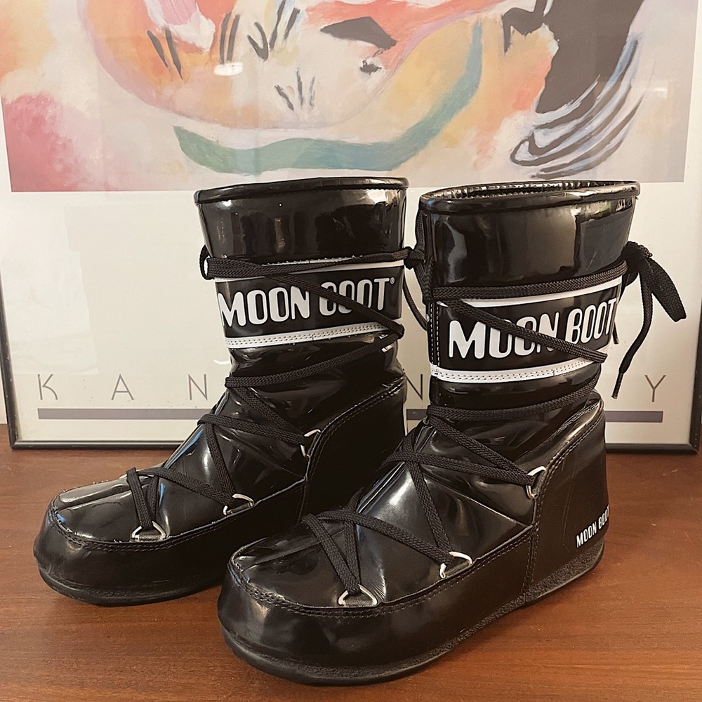 Black Moon Boot Snow Boots
